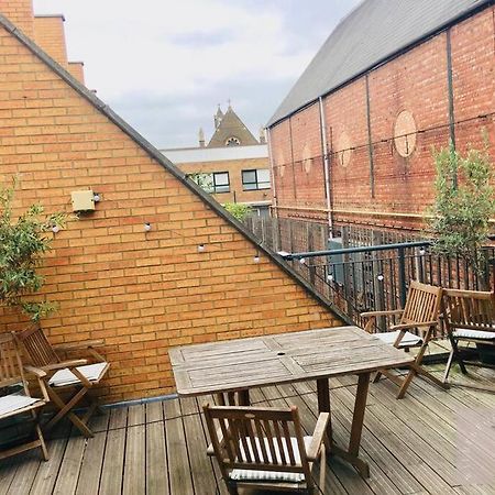Spacious Mews Apartment, Clapham Londen Buitenkant foto