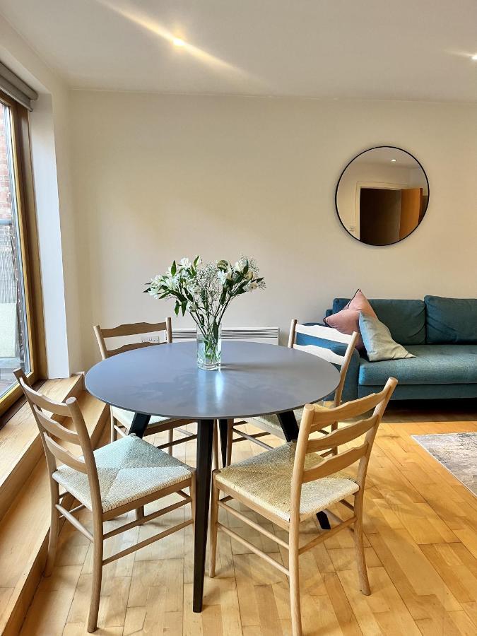 Spacious Mews Apartment, Clapham Londen Buitenkant foto